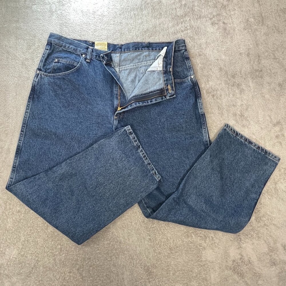Nwt‎ Wrangler Pro Gear Jeans Menswear Relaxed Fit Medium Wash Denim Pants 40x29